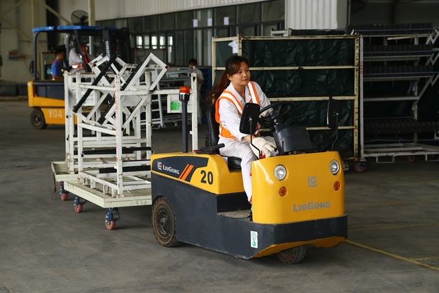 CLG2020/30/40/50/60T-TS 蓄電池牽引車(chē)